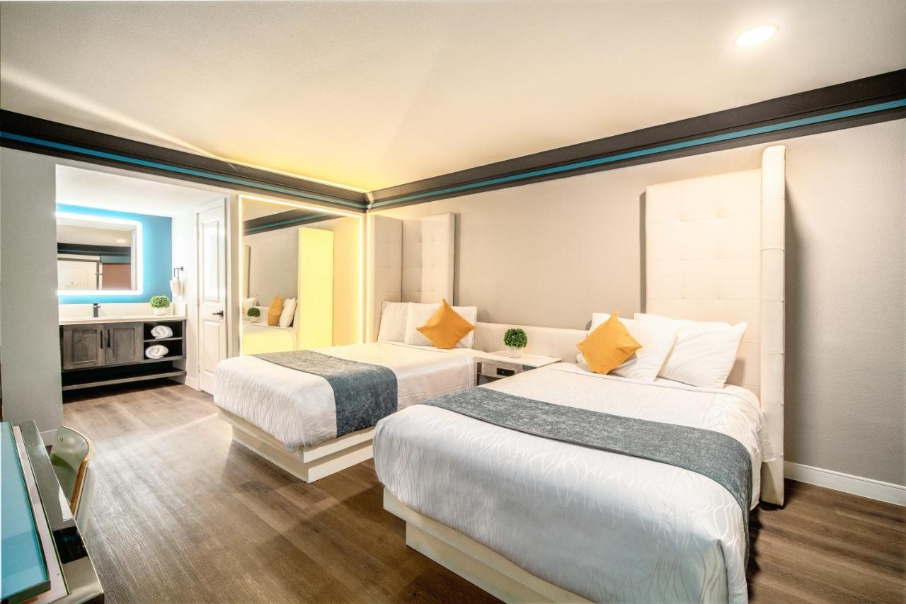 Aspire Inn Studios & Spas 벨플라워 외부 사진